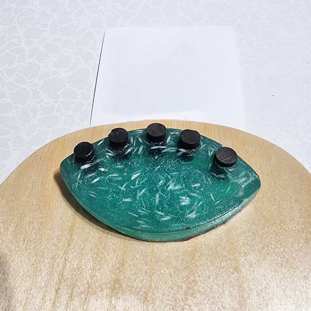 [0302] หินเบรกไฟลุก ติดแผ่นไม้สเก็ตบอร์ด ยกหน้าไม่มีหงาย ป้องกันบอร์ดเป็นรอย brake Tail guard