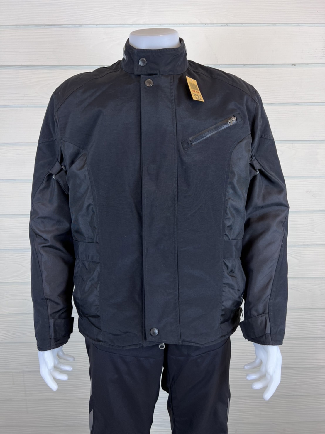 เสื้อขี่มอเตอร์ไซด์( มือสอง) CTA 106 : อก 50-52" ยาว 27" Urbano