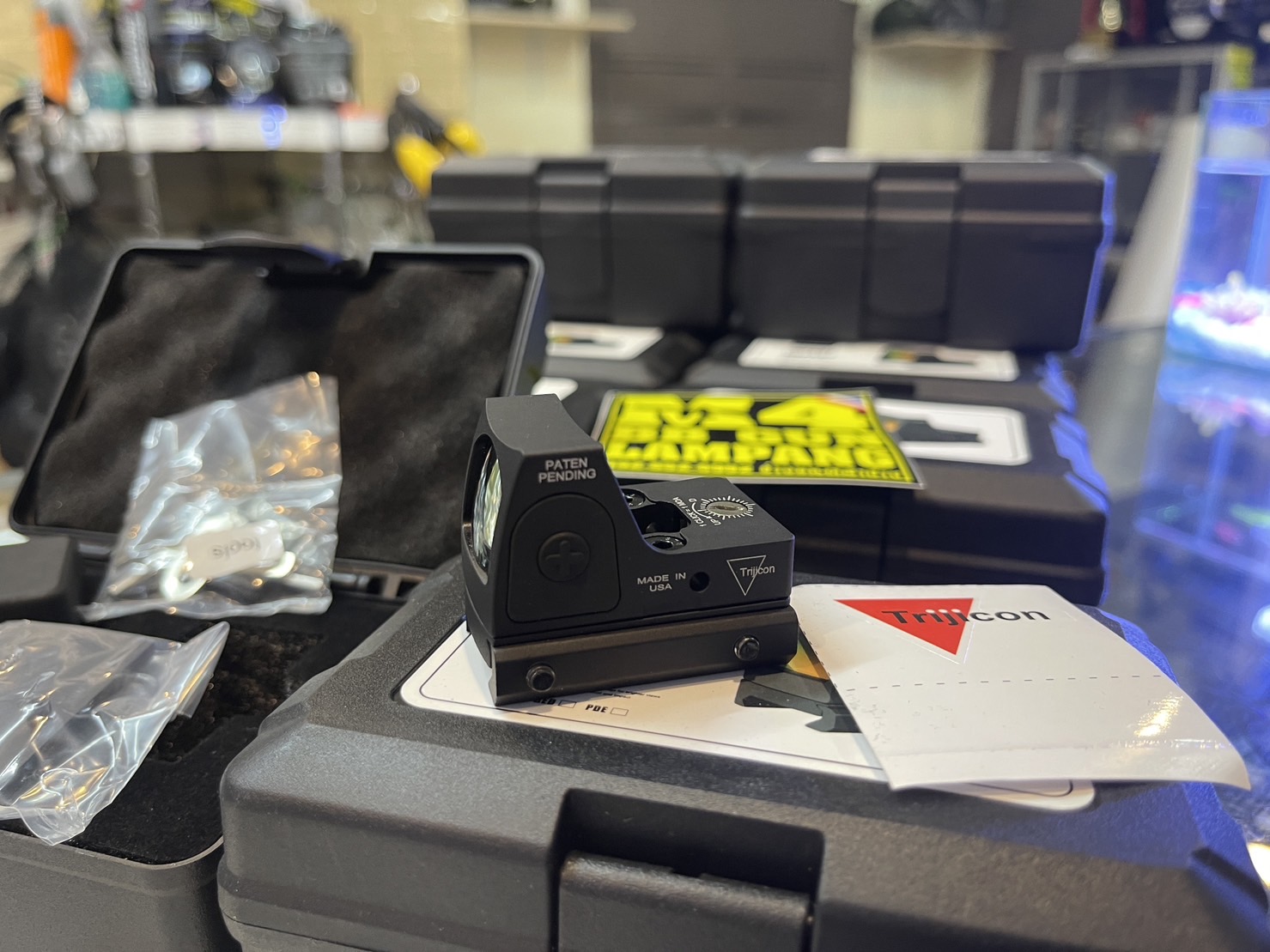 Dot:IMPACT REDDOT TRIJICON RMR กล้องจุดแดง มีขาจับสำหรับปืนสั้น