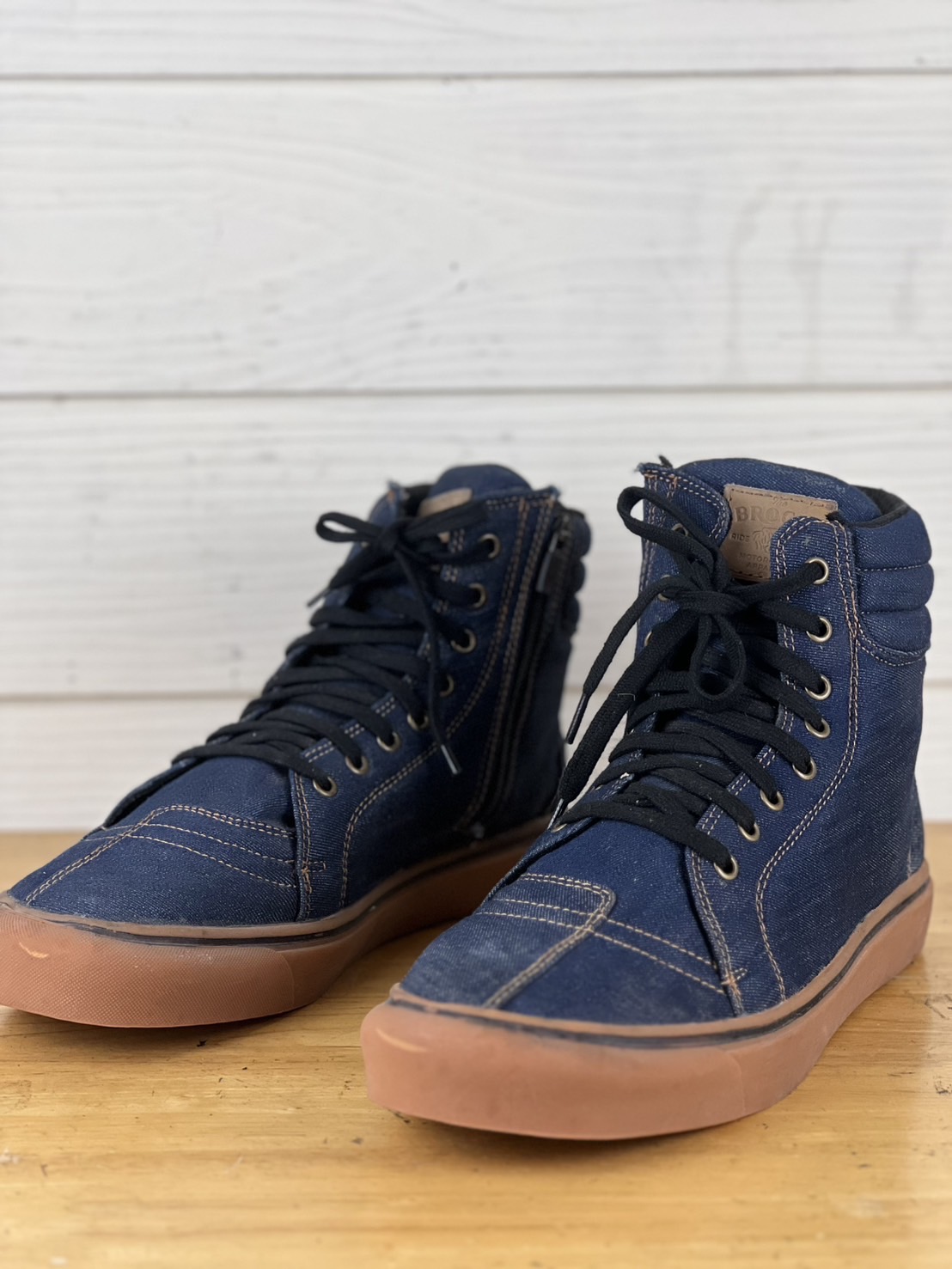 รองเท้าขี่มอเตอร์ไซด์( Outlet ) CMOL-DW 005 Size ขนาด 46EUR /12UK /29CM BROGER