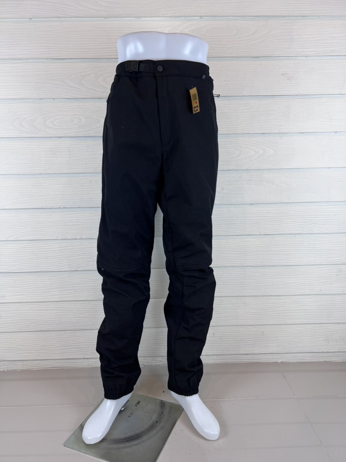 กางเกงขี่มอเตอร์ไซด์ ( มือสอง ) PT 570 : เอว 38" ยาว 34" (เหมาะคนเอว 38-40") Dainese