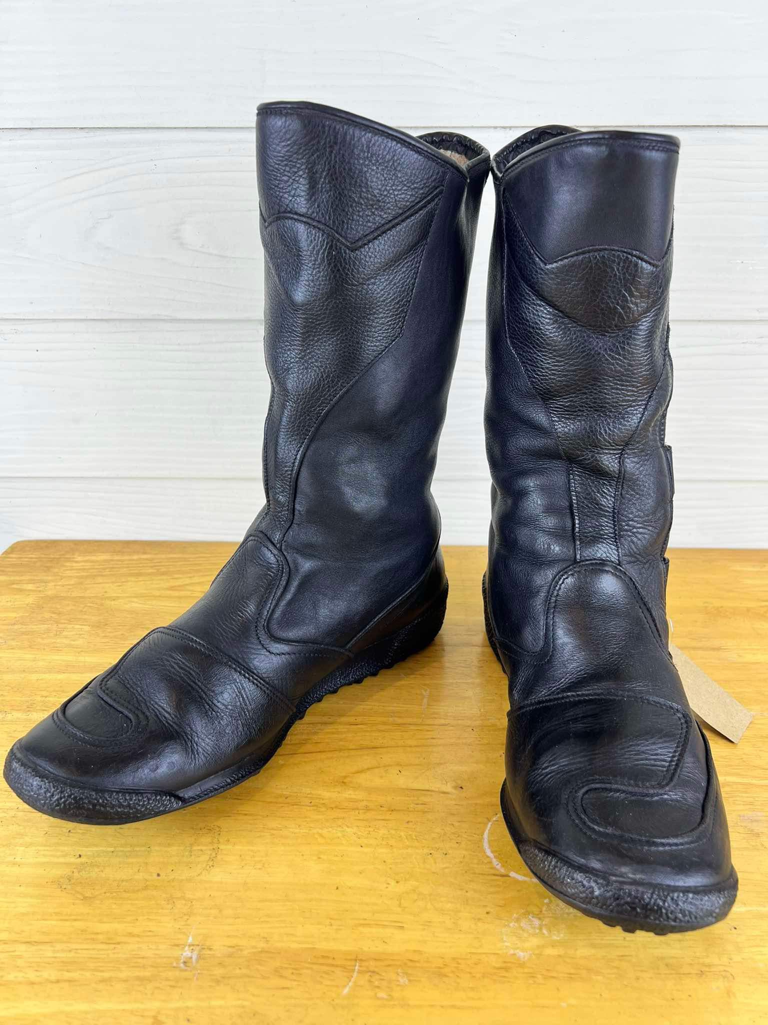 รองเท้าขี่มอเตอร์ไซด์( มือสอง) CMBA-102 Size ขนาดจากป้าย 44EUR / 10UK /28CM