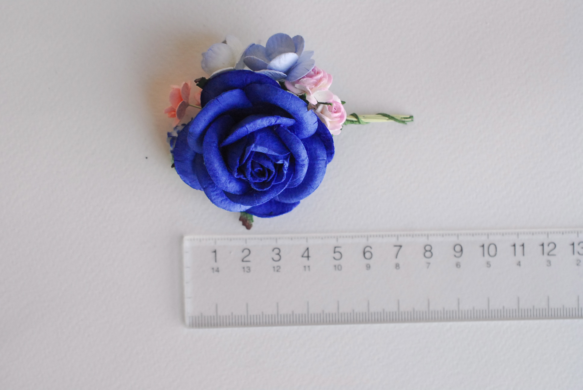 ช่อดอกไม้กุหลาบกระดาษสาสีน้ำเงิน อดอกไม้ประดับ งานแต่งงาน งานประดิษฐ์ ของชำร่วย ดอกไม้กระดาษสา งานแต่งงาน DIY wedding boutonniere or making centerpieces gift decoration