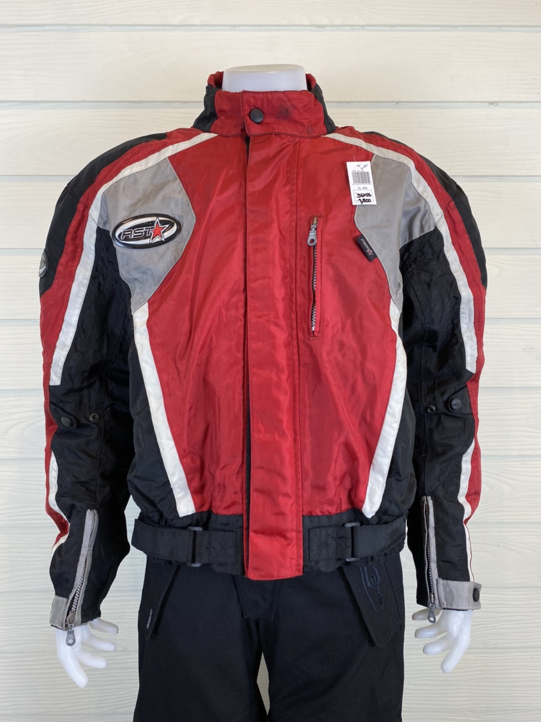 เสื้อขี่มอเตอร์ไซด์( มือสอง) CS 689 : อก 56" ยาว 26" รอบเอว 48-50"RST