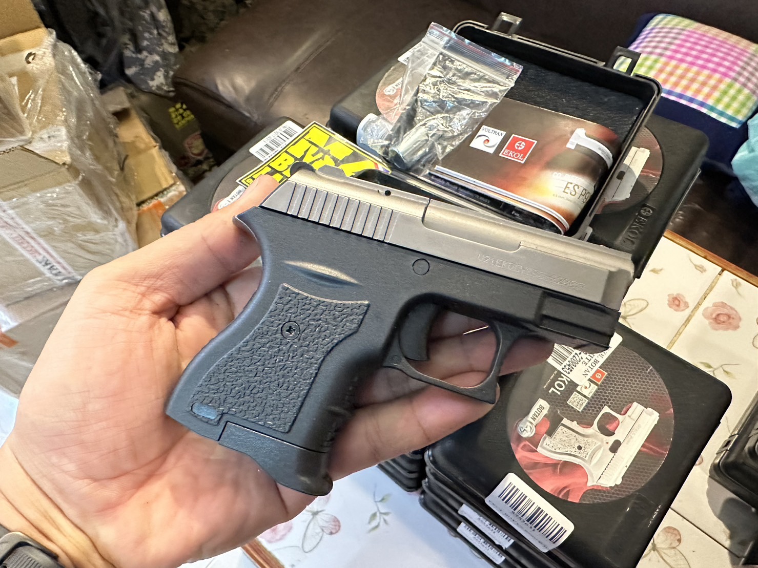 EKOL Botan ไททัน