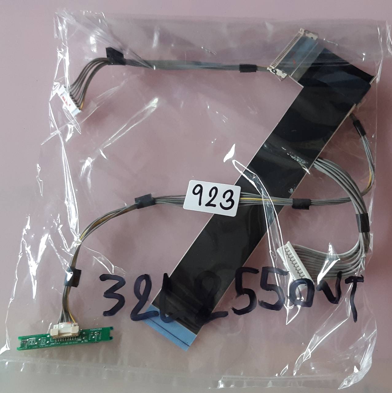 ชุดสายแพร 923 TOSHIBA 32L2550VT