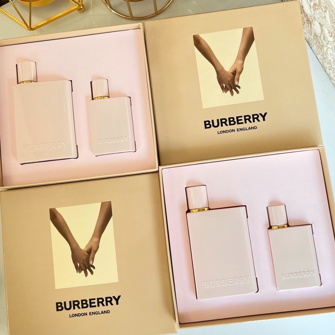 เซ็ทน้ำหอม Burberry Her Elixir de Parfum Set