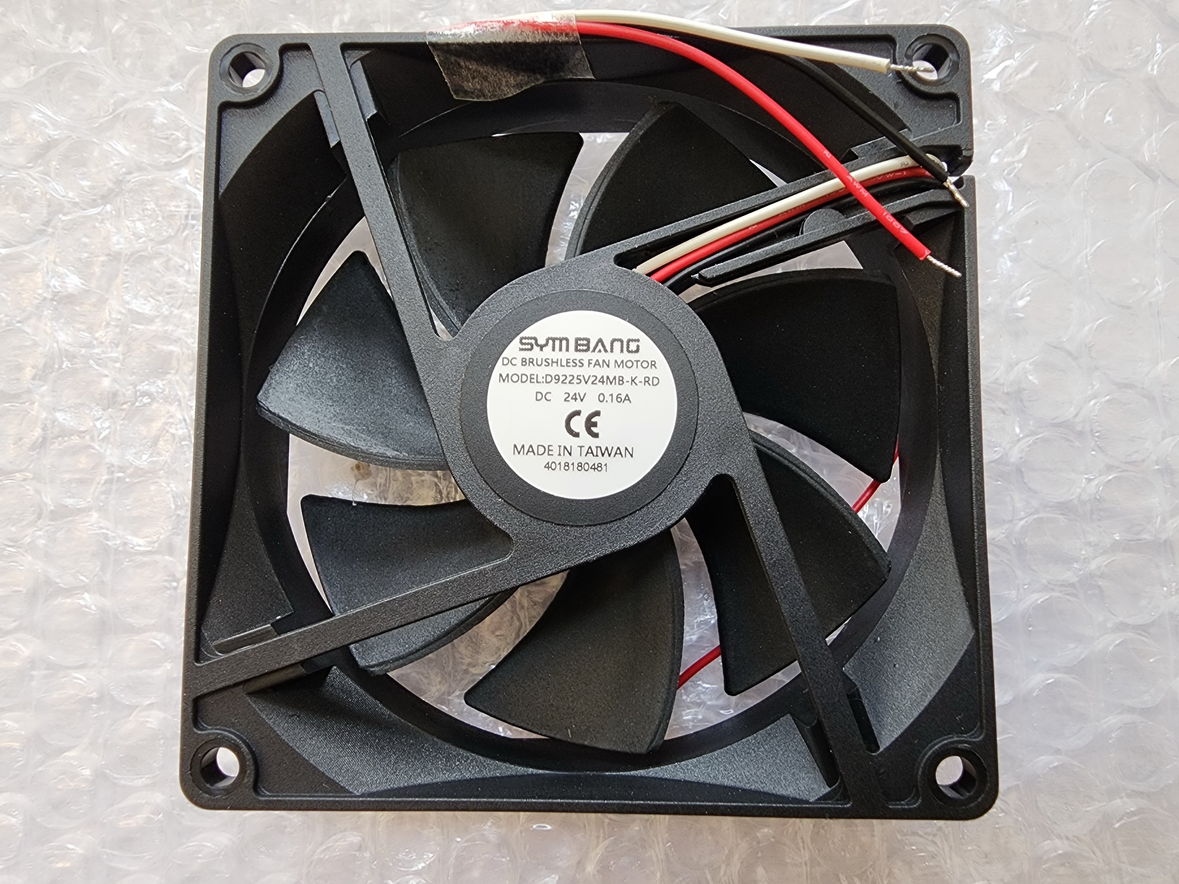 พัดลม 24V 0.16A 3 สาย ดำ แดง ขาว Size 92x25mm