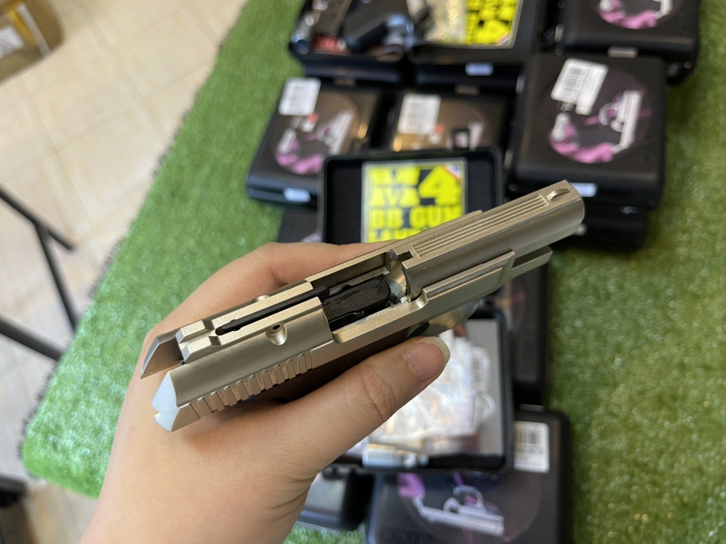 EKOL VOLGA ซาติน