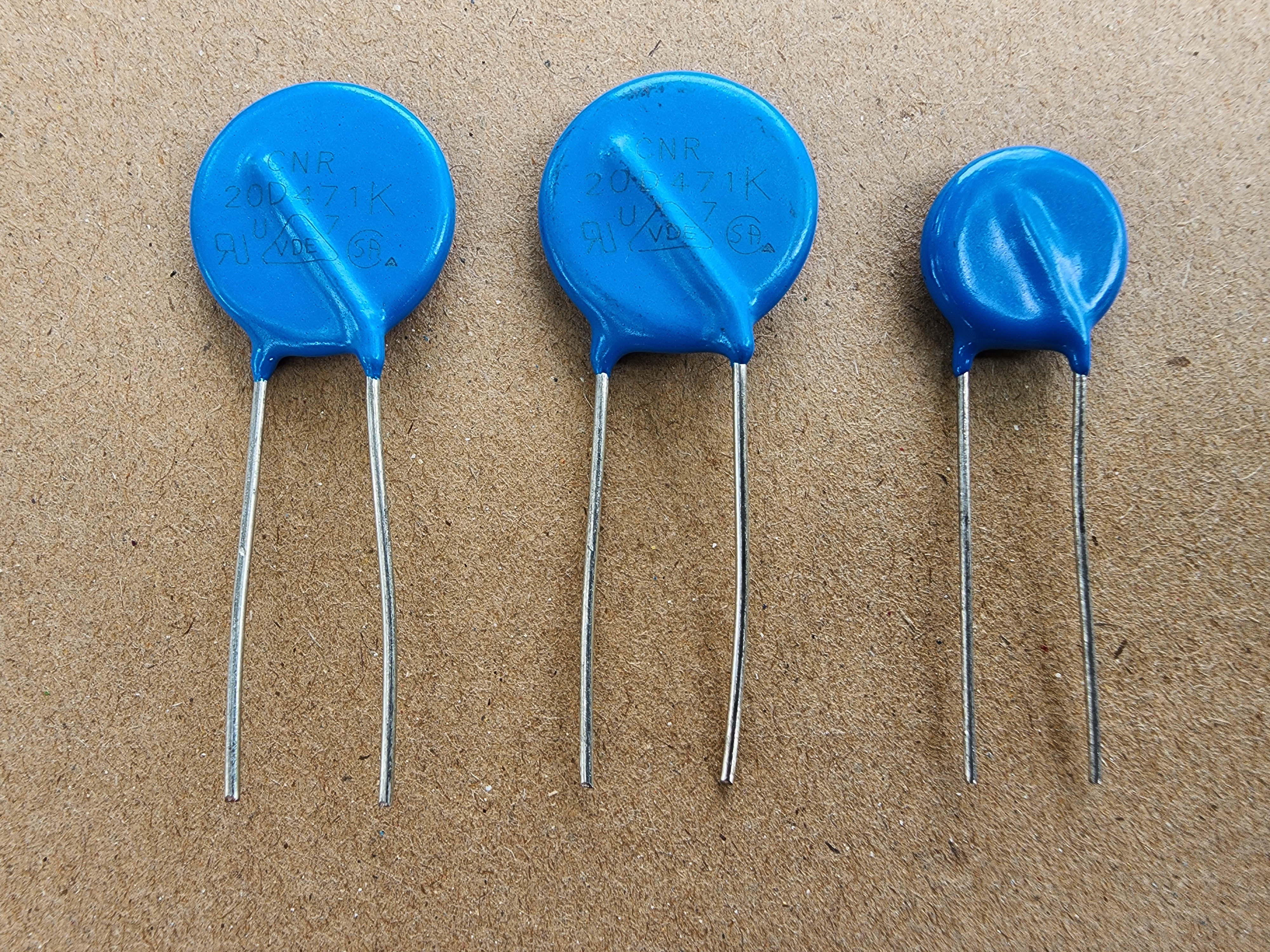 วาริสเตอร์ varistor