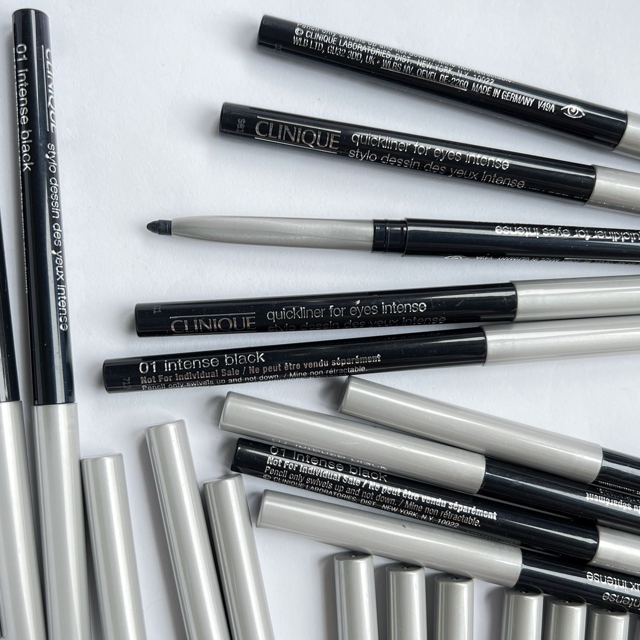 อายไลน์เนอร์ Clinique Quickliner For Eyes 0.14g #01 Intense Black