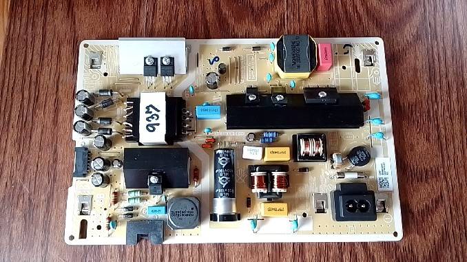 อันที่ 937 Samsung UN50TU8200F ซัฟฟลาย BN44-01054A