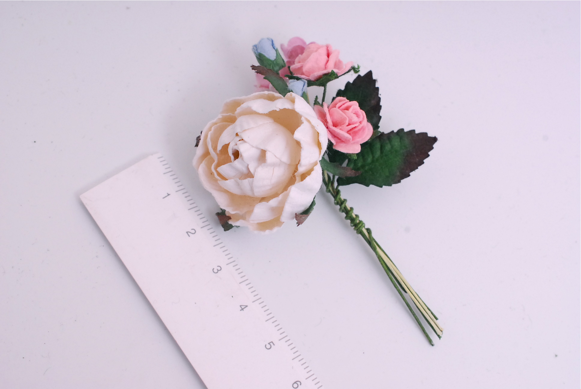 ช่อดอกไม้กระดาษ อดอกไม้ประดับ งานแต่งงาน งานประดิษฐ์ ของชำร่วย ดอกไม้กระดาษสา งานแต่งงาน DIY wedding boutonniere or making centerpieces gift decoration.