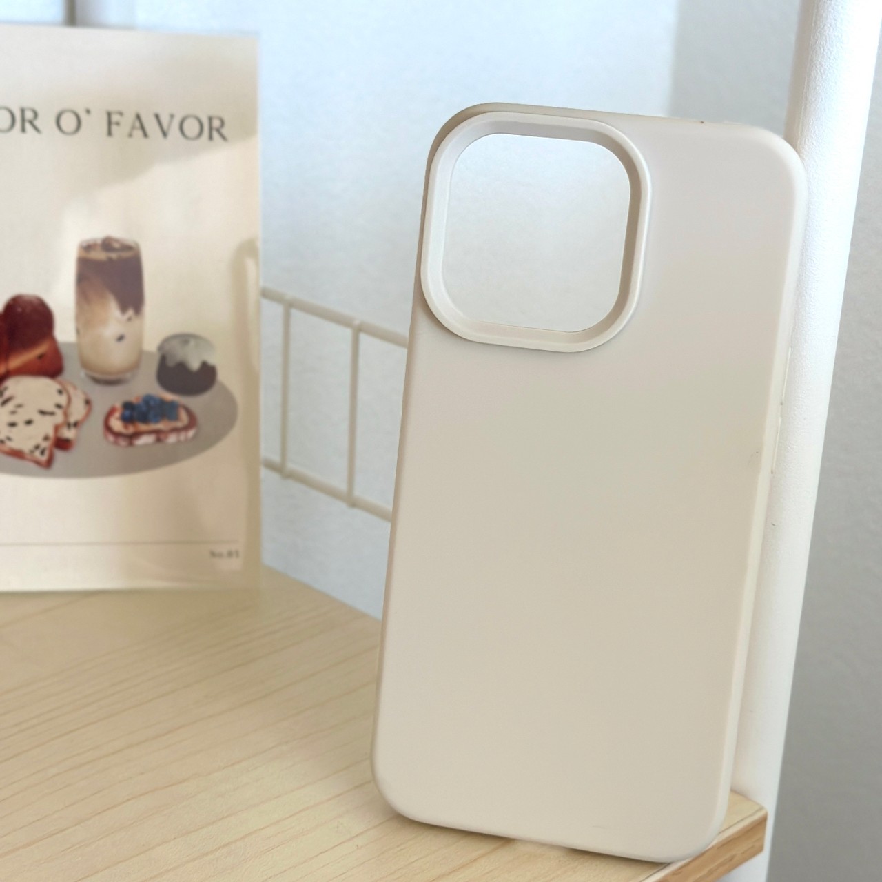 Silicone premium Case v.2 (cream colors)