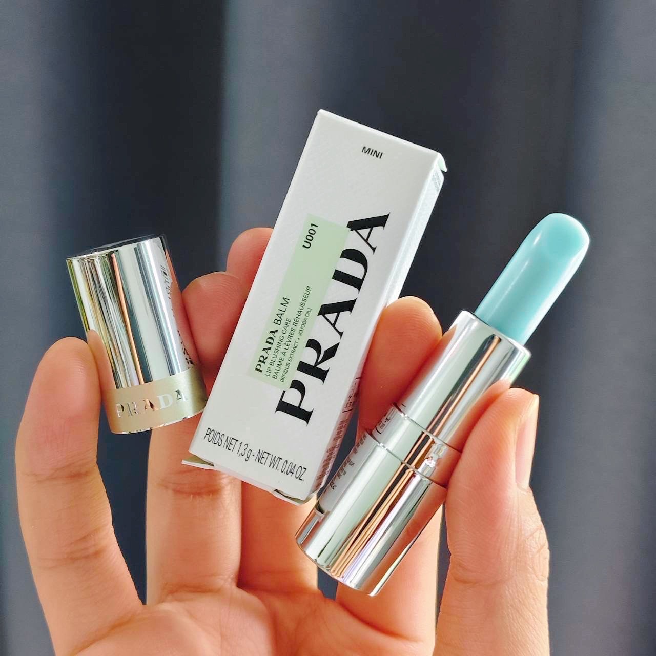 ลิปบาล์ม Prada Beauty Moisturizing Lip Balm 1.3 # U001 Astral Pink