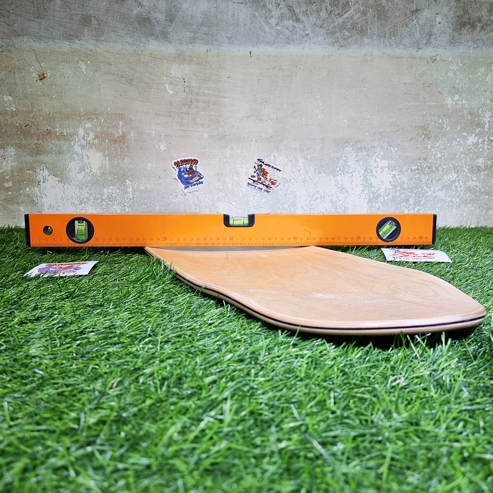 [0301] บอร์ดไม้ surf skate มี tail มี nose มี concave 29.5" 31.5" เคิฟเยอะ แผ่นเล็ก สเนปมันส์