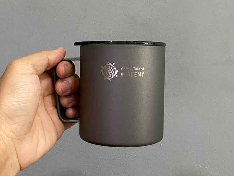 สลักชื่อ สลักข้อความ สลักรูป เลเซอร์ชื่อ เลเซอร์ข้อความ เลเซอร์รูป บนกระบอกน้ำ