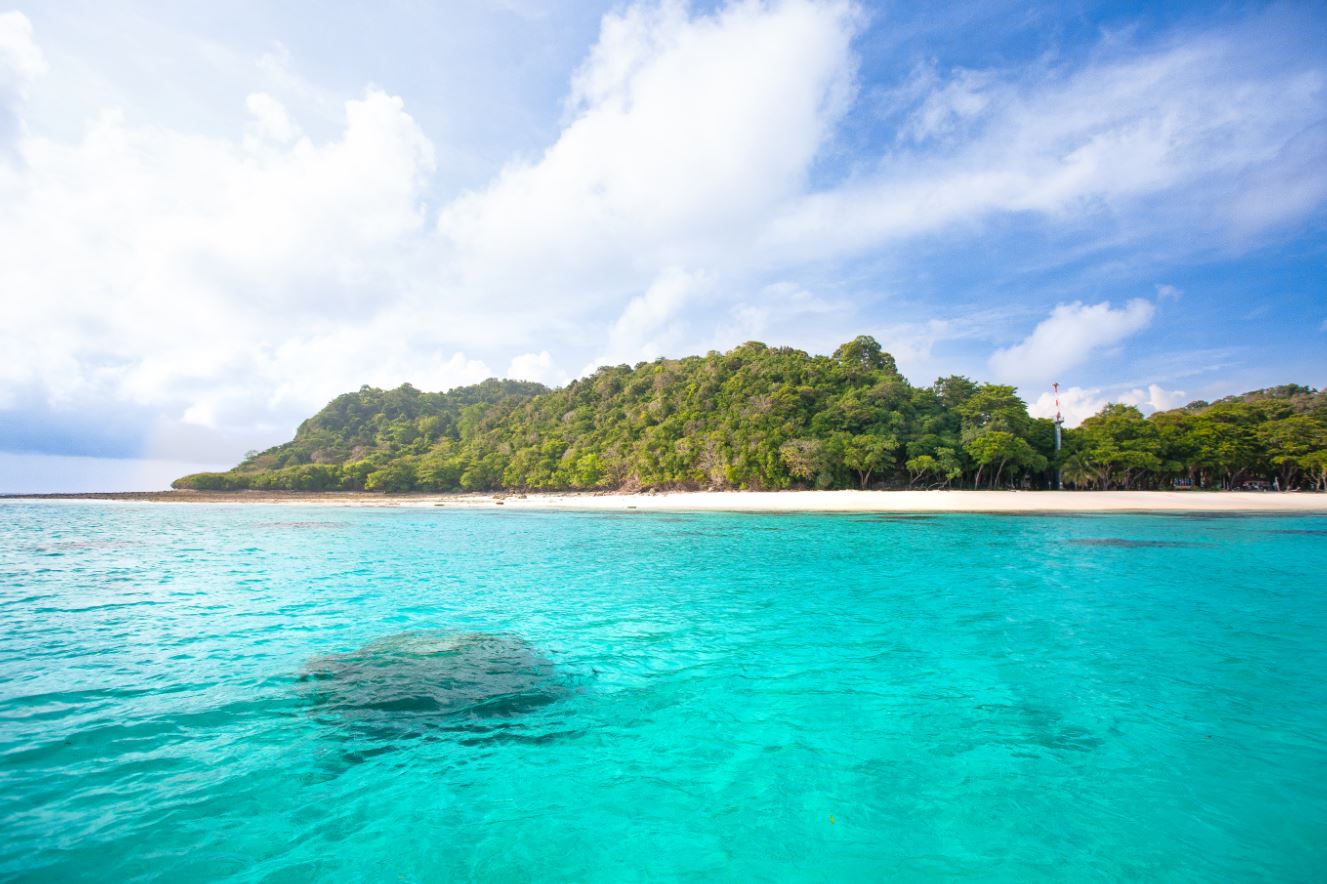 ทัวร์เกาะรอก