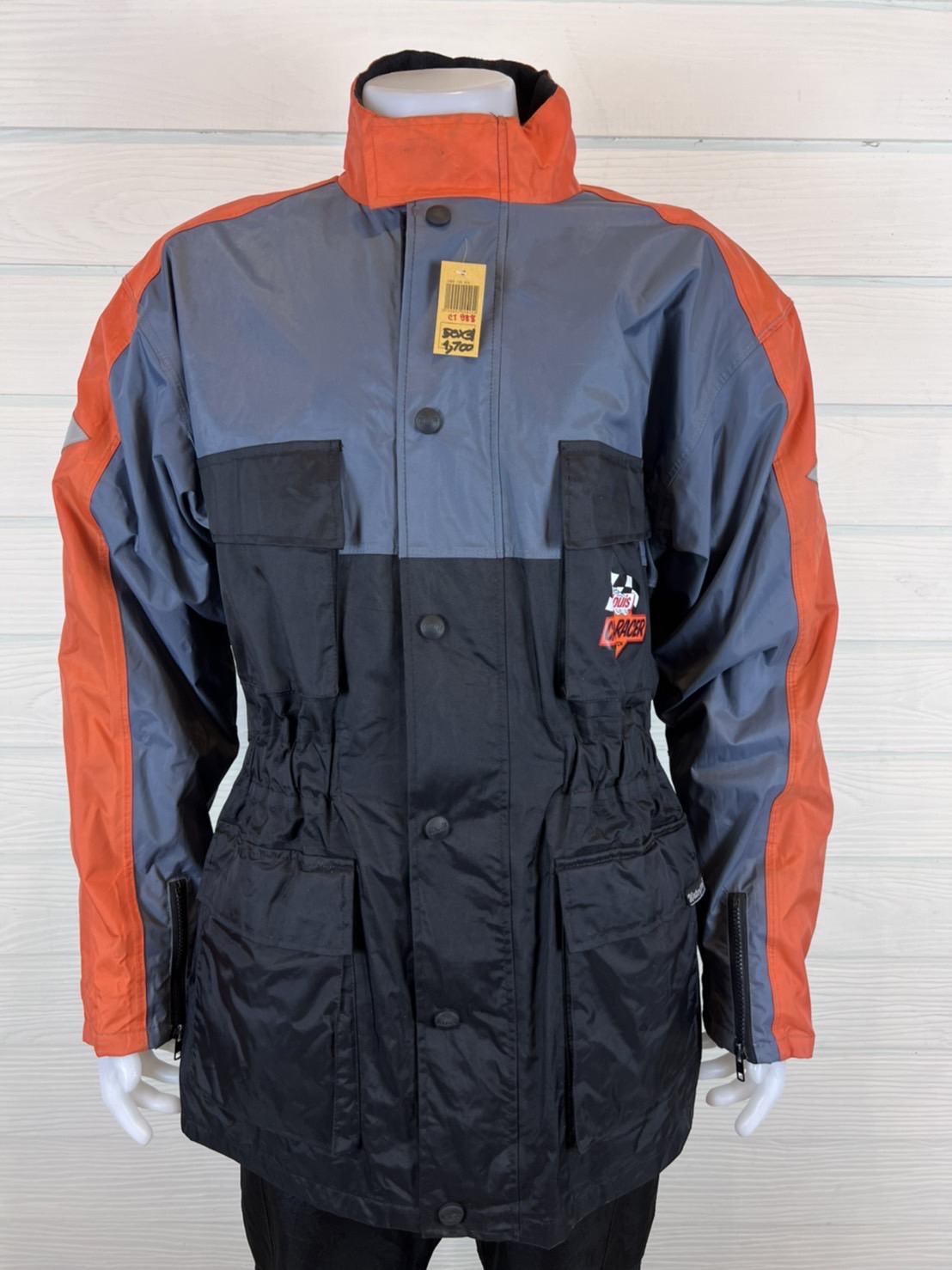 เสื้อขี่มอเตอร์ไซด์( มือสอง) CT 988 : อก 50" ยาว 31" LOUIS