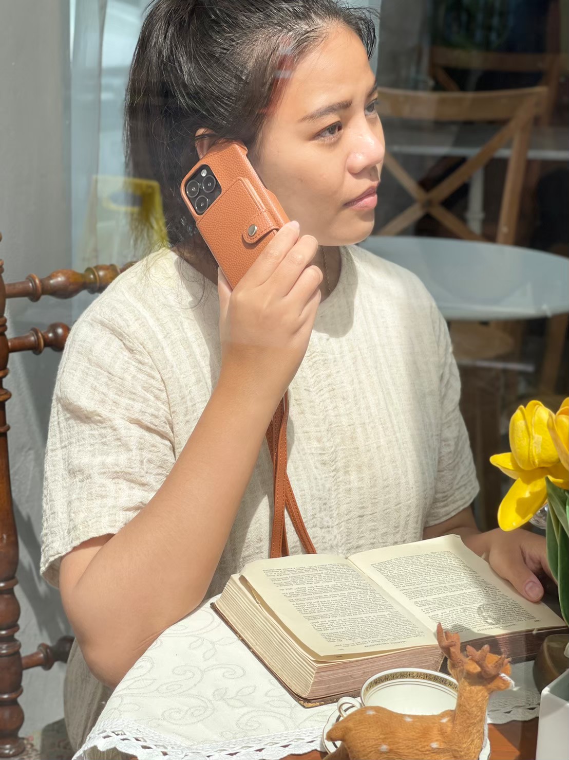 Leather card x neck strap (reddish brown colors) case