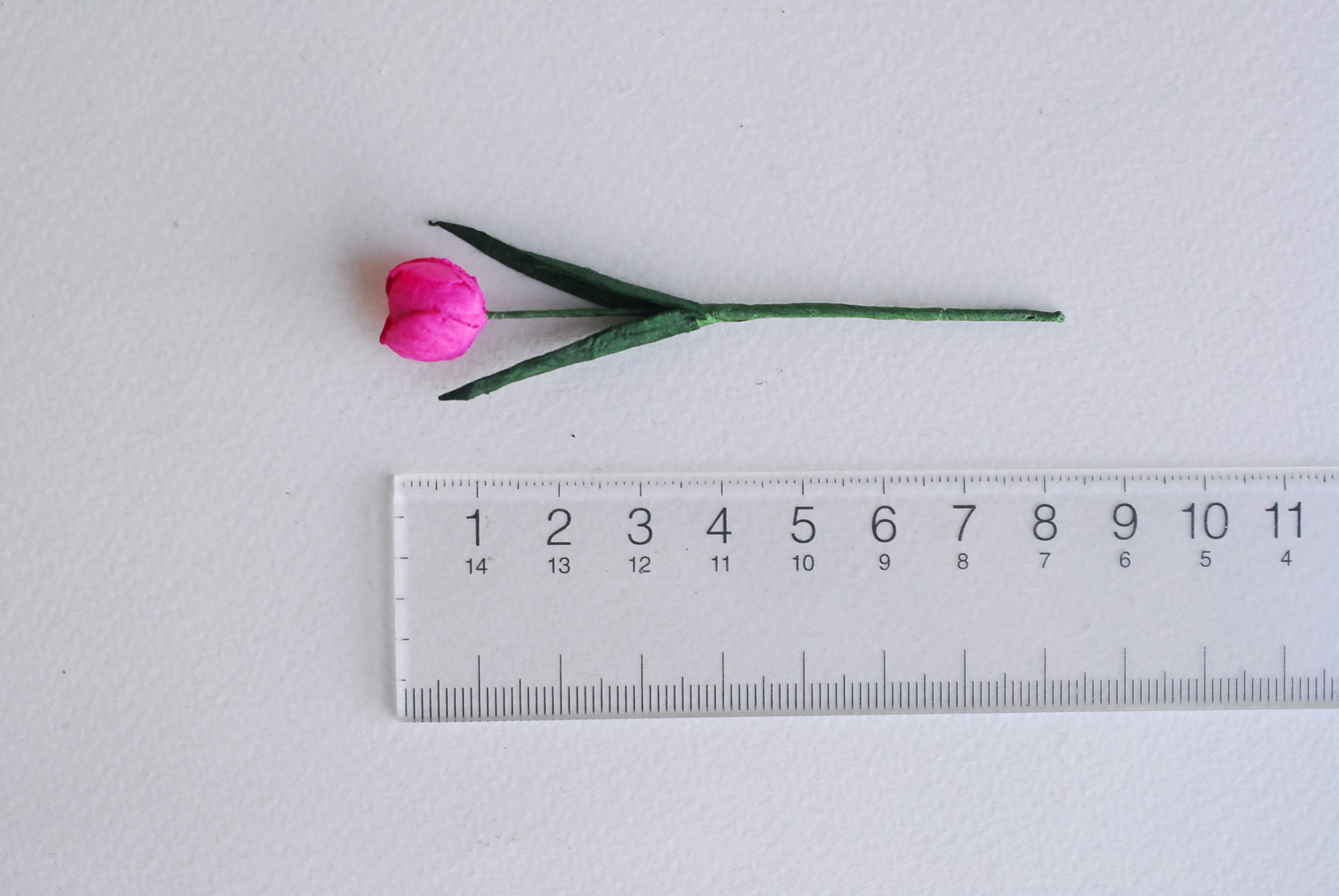 ดอกไม้ประดิษฐ์, ดอกไม้กระดาษสา, ดอกtulips, ดอกทิวลิปส์, ก้านสีเขียว งานประดิษฐ์ตกแต่งของชำร่วย,ทำการ์ดรับเชิญ,ช่อดอกไม้ขนาดเล็ก, ขนาด 1.5 cm. สีชมพูบานเย็น