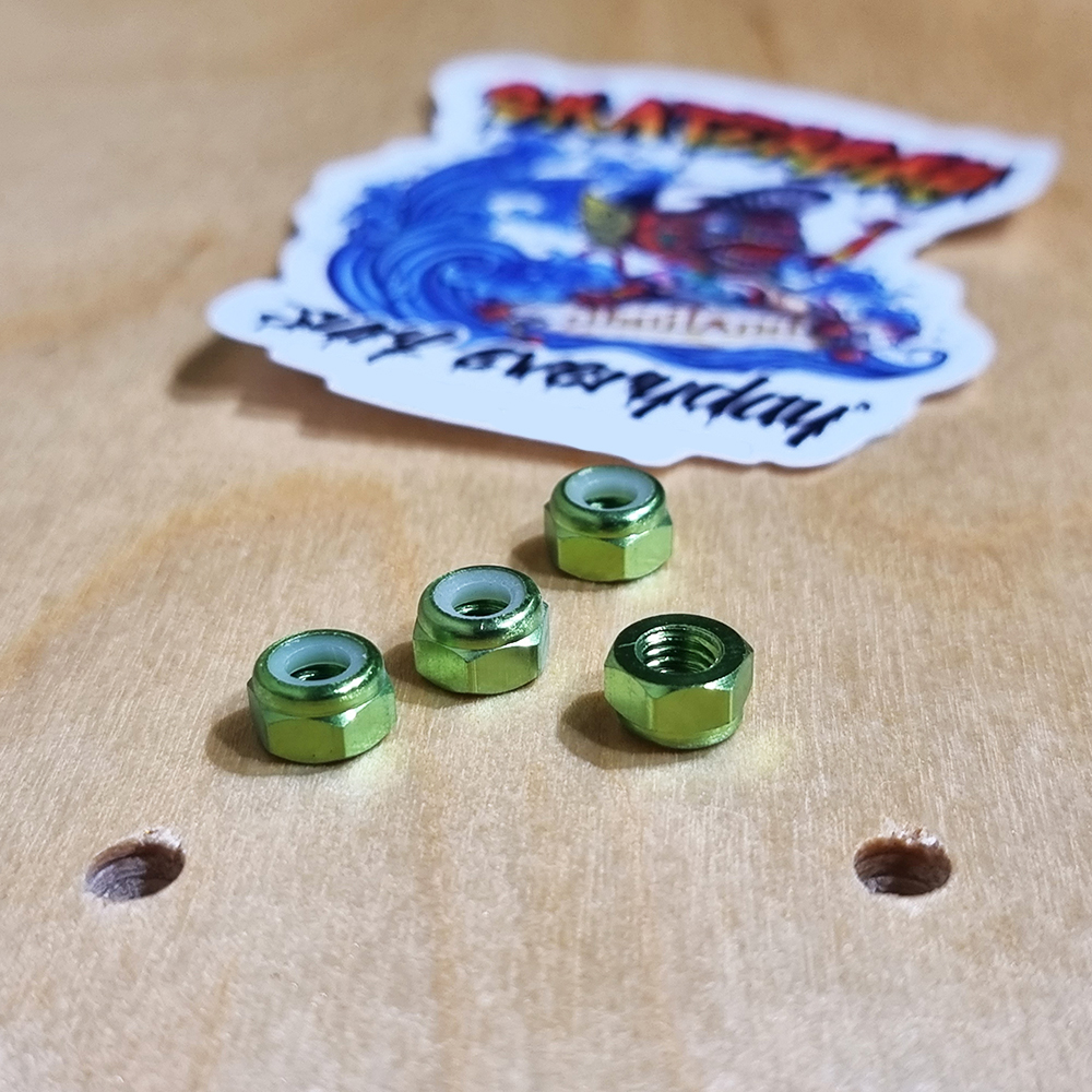 [0309] น็อต Aluminum alloy ตัวเมียยึด ทรัคสเก็ตบอร์ด ชุบสี ยางไนลอนกันคลาย ตัวเล็ก