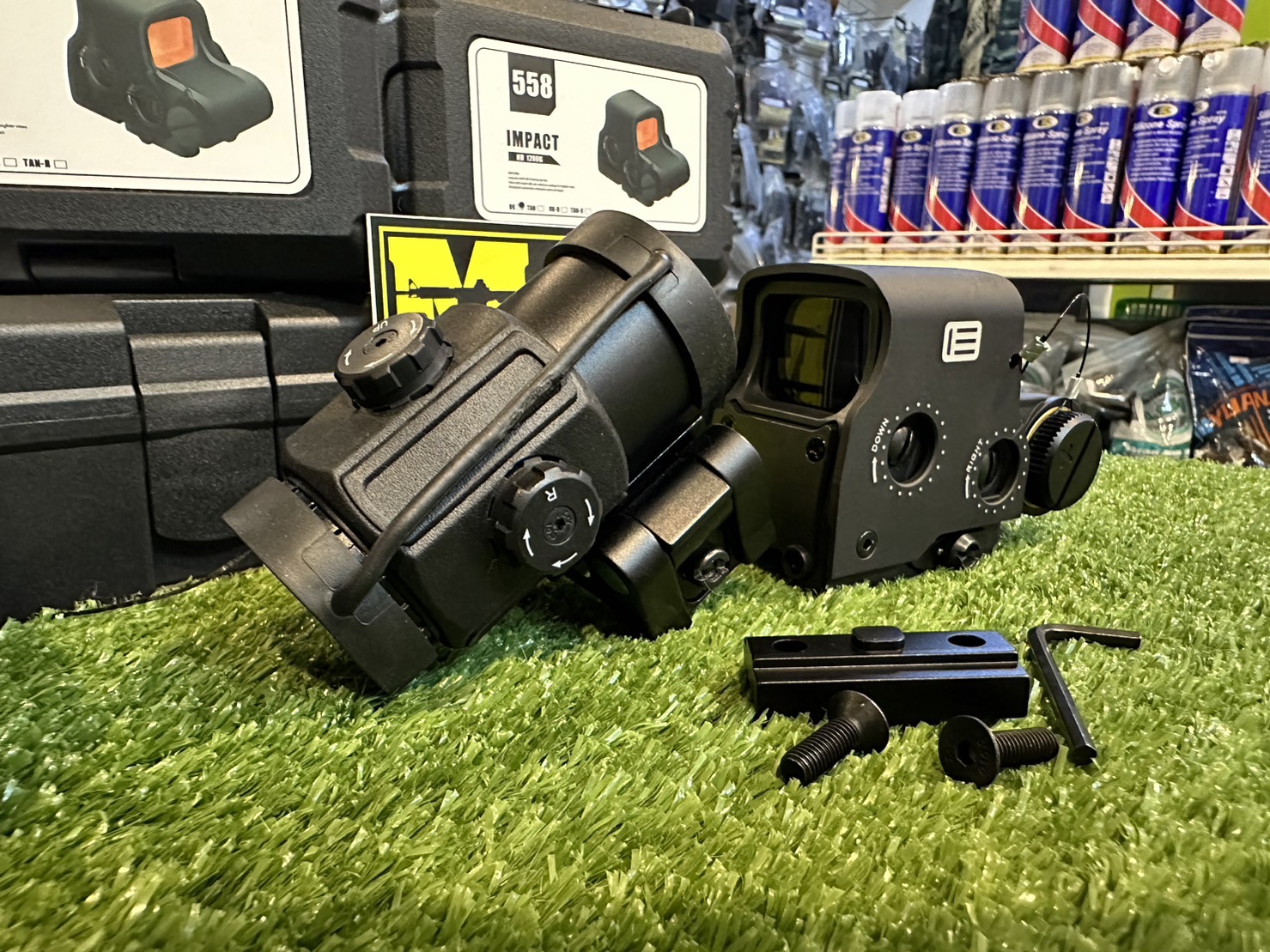 Dot: ชุด EOTECH 558+ซูมหลัง