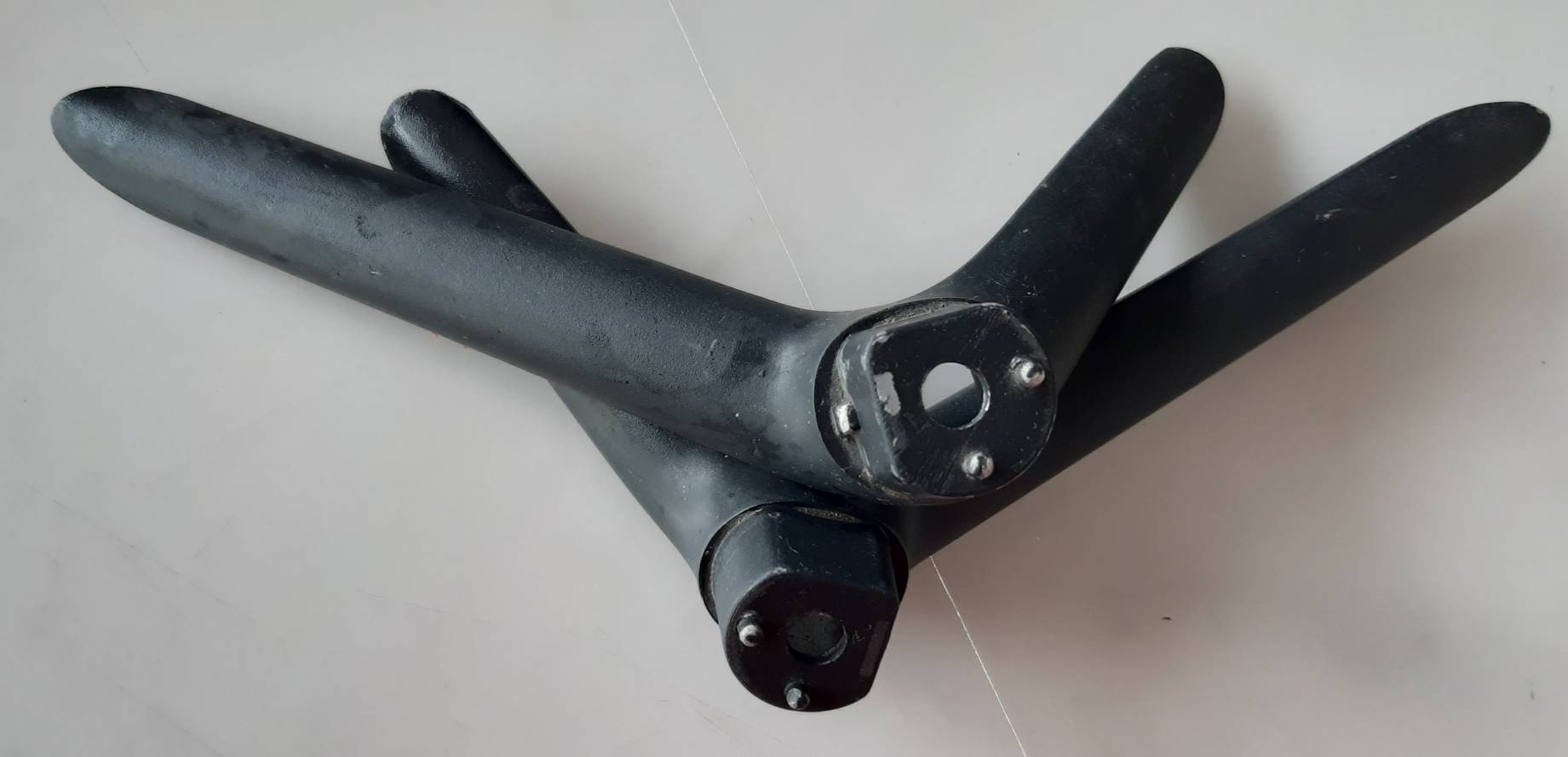 อันที่ 186 ขาทีวี SINGER 32DLS2 DH117983-1