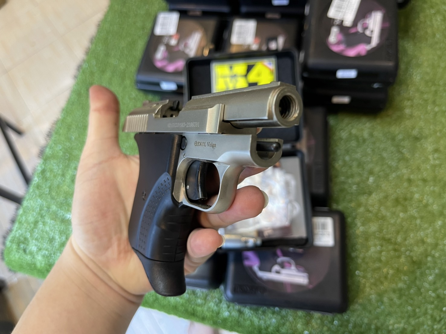 EKOL VOLGA ซาติน