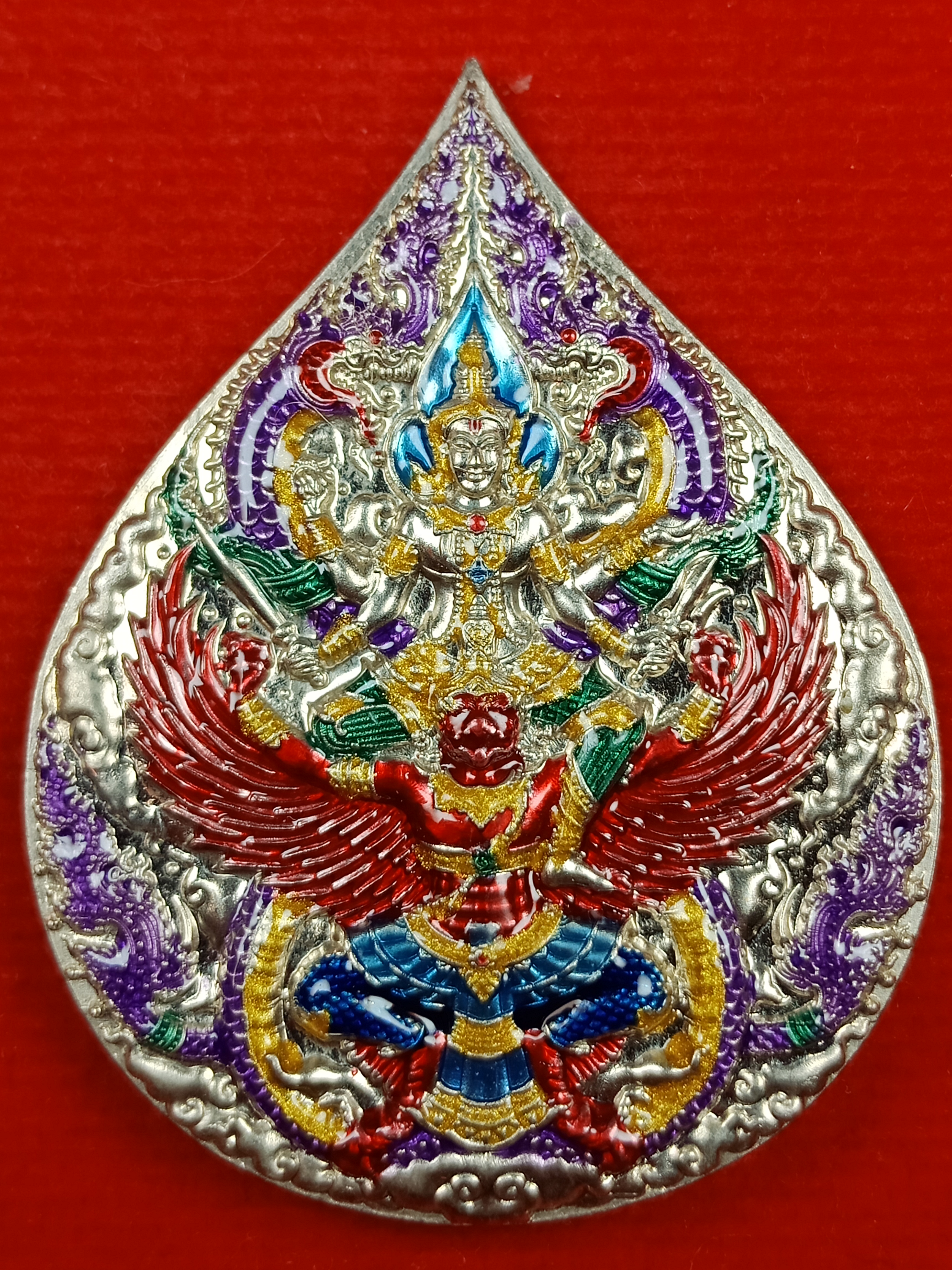 เหรียญพระนารายณ์ทรงครุฑ เนื้อ : อัลปาก้าลงยาราชาวดี ทรงเครื่อง รุ่