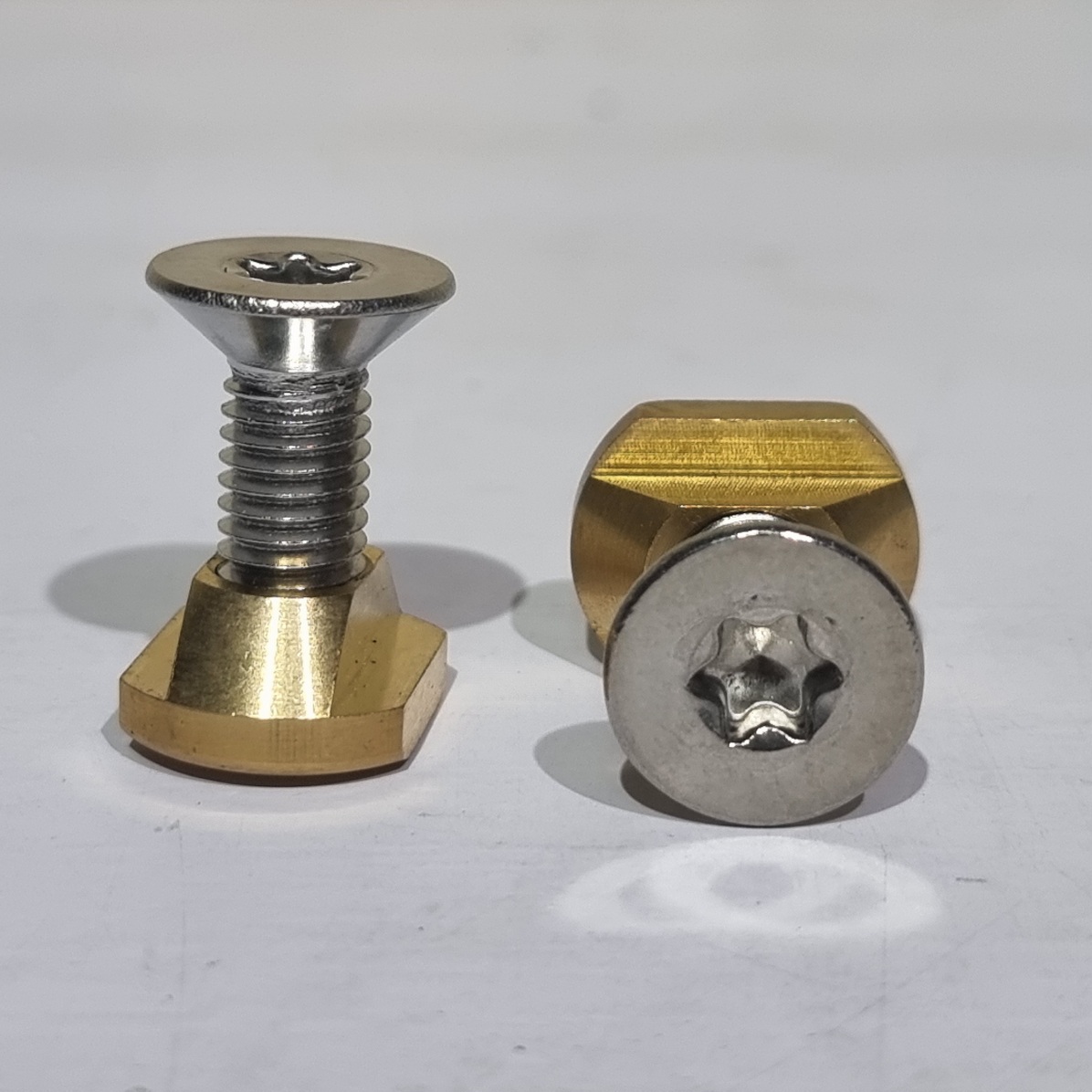 [0205] อุปกรณ์อะไหล่สำหรับ wing foilboard ชุด Screw set