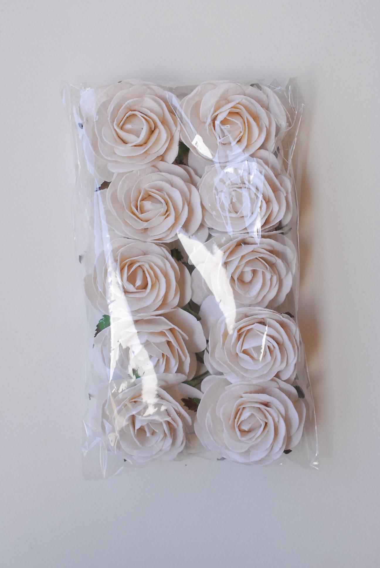 ดอกไม้กระดาษสา ขนาด 6.5 cm., สำหรับของชำร่วย, งานแต่งงาน, สีขาว Paper flower, handmade flowers supplies, wedding decoration:10 Pieces mulberry rose, 6.5 cm. white color.