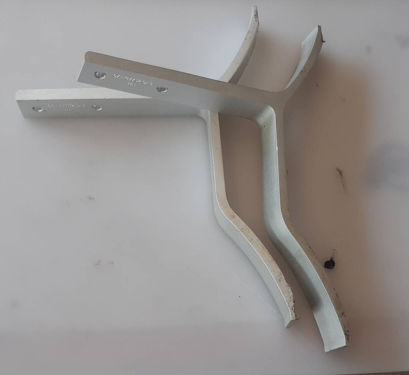 อันที่ 150 ขาทีวี TCL 40B2630 67-H47752-0A3