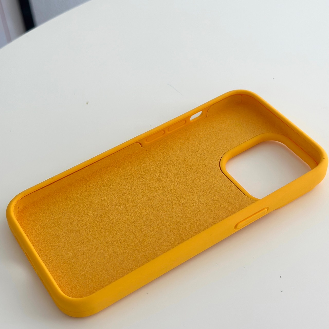 Silicone premium Case v.2 (mustard colors)