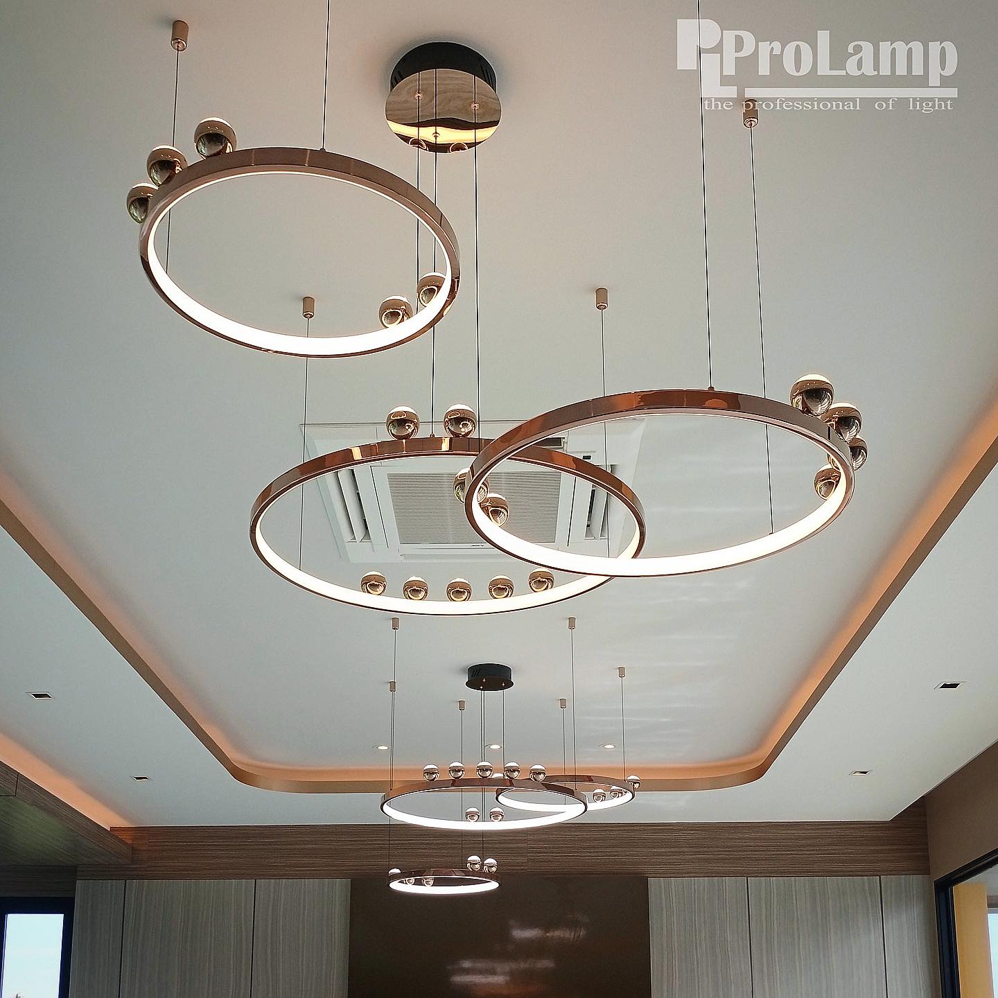 โคมไฟระย้าวงแหวน LED 3 ชั้น รุ่น 7235-5+6+8