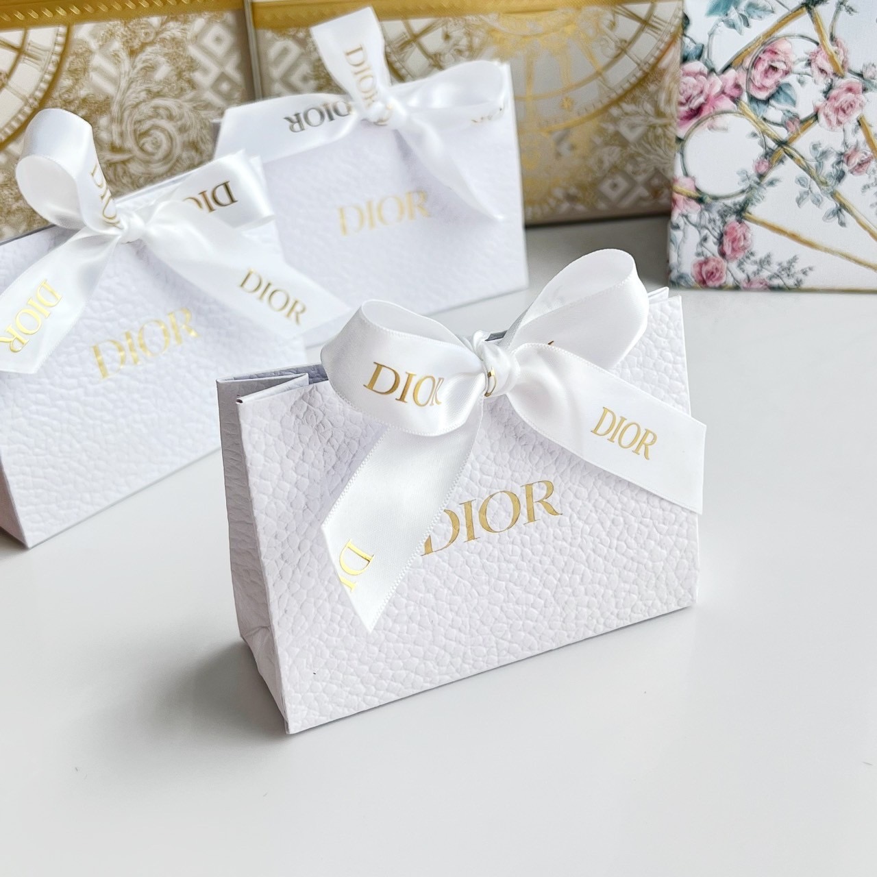 ลิปกลอส Dior Addict Lip Maximizer 6 ml # 024 Intense Brick