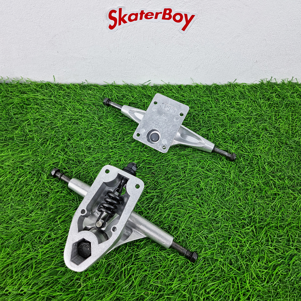 [0306] Surf truck(สปริงสั้น) โมแล้ว เลี้ยวได้สุด ตีเกลียวรูน็อต กว้าง 6.25 นิ้ว สูง 2.5นิ้ว คุ้มค่าฟุดๆ