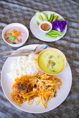 อันดับ 1 ทัวร์เกาะพีพี อ่าวมาหยา อ่าวปิเละ เกาะไผ่ โดยเรือสปีดโบ๊ท