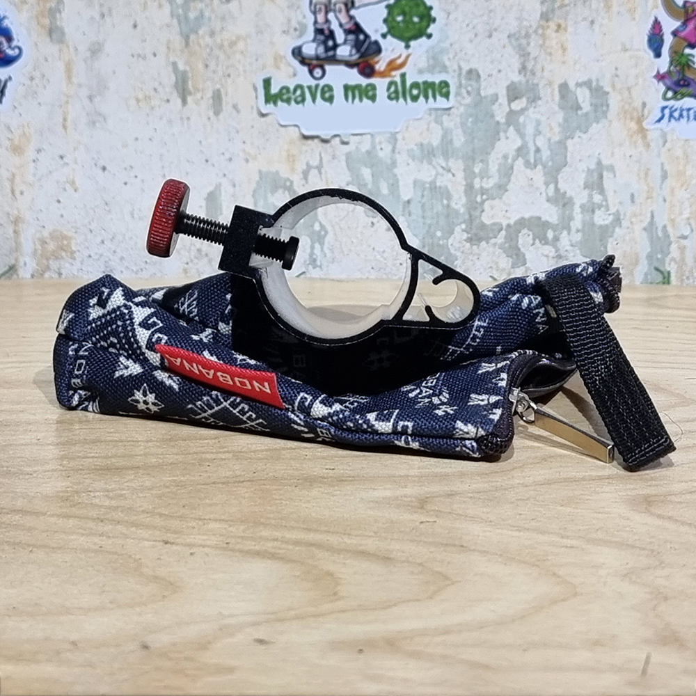 [1200] จับยึด เสาฟลายชีท กับ สมอบก ช้วยให้เสามั่นคง พร้อมกระเป๋าเก็บ อุปกรณ์กางเต็นท์