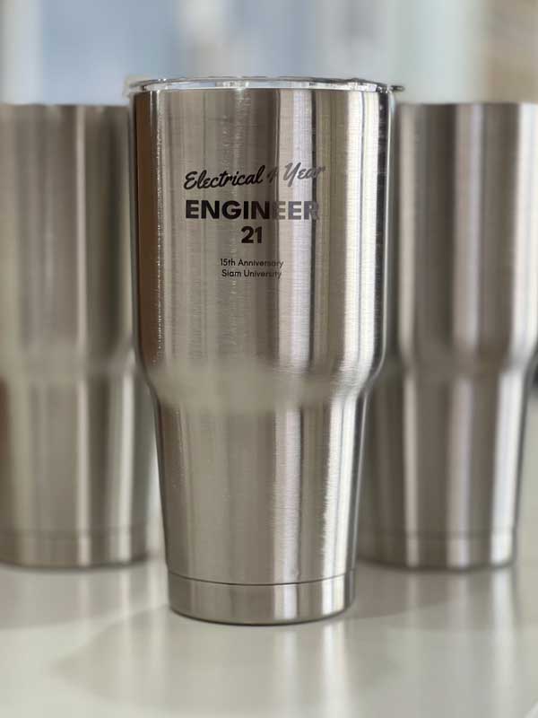 สลักชื่อ สลักข้อความ สลักรูป เลเซอร์ชื่อ เลเซอร์ข้อความ เลเซอร์รูป บนกระบอกน้ำ