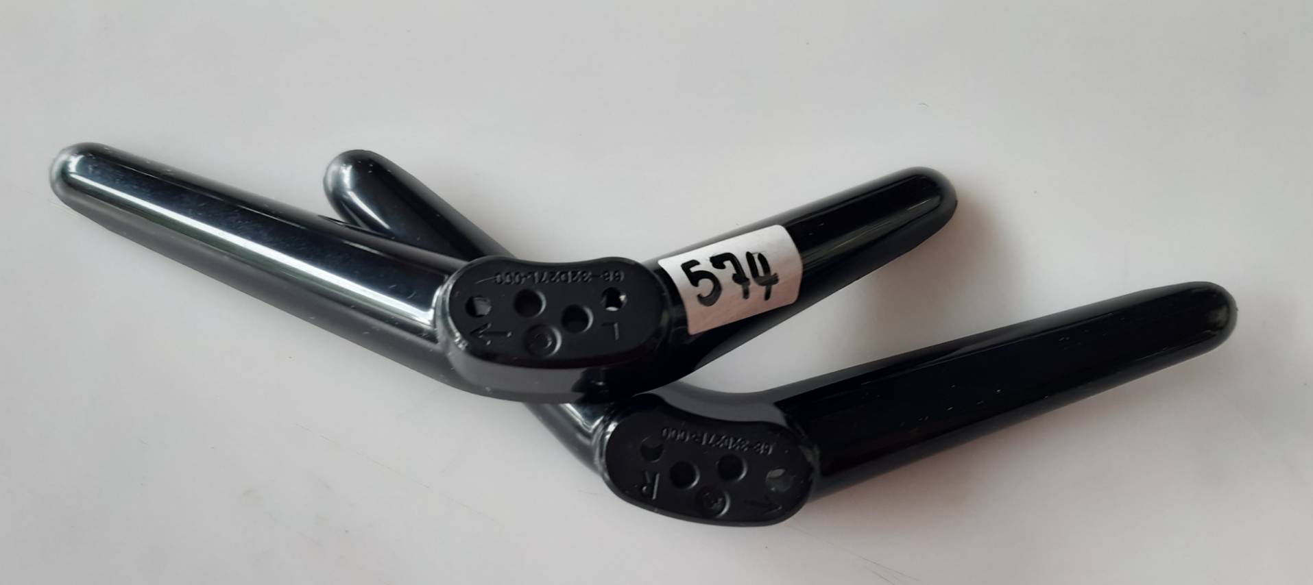 อันที่ 574 ขาทีวี TCL 32D2710 68-32D27R-000 68-32D27L-000