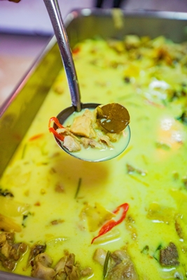 อันดับ 1 ทัวร์เกาะพีพี อ่าวมาหยา อ่าวปิเละ เกาะไผ่ โดยเรือสปีดโบ๊ท