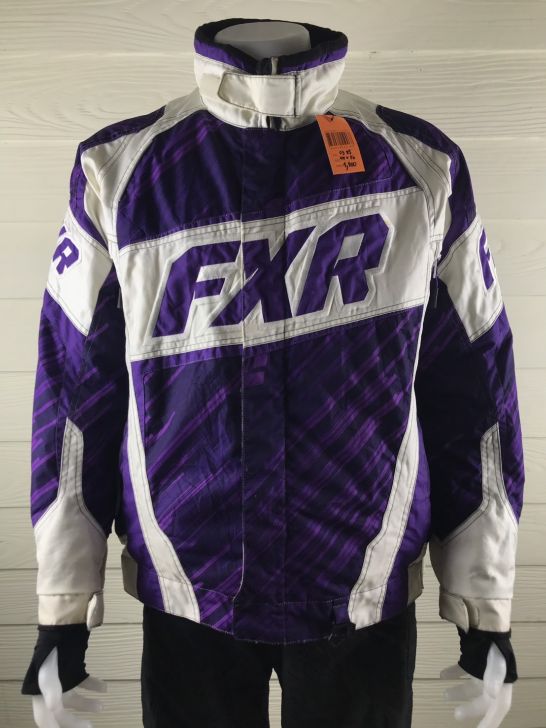 เสื้อขี่มอเตอร์ไซด์( มือสอง) CS 85 ขนาด : อก 48 " ยาว 26 "(L) ** FXR **
