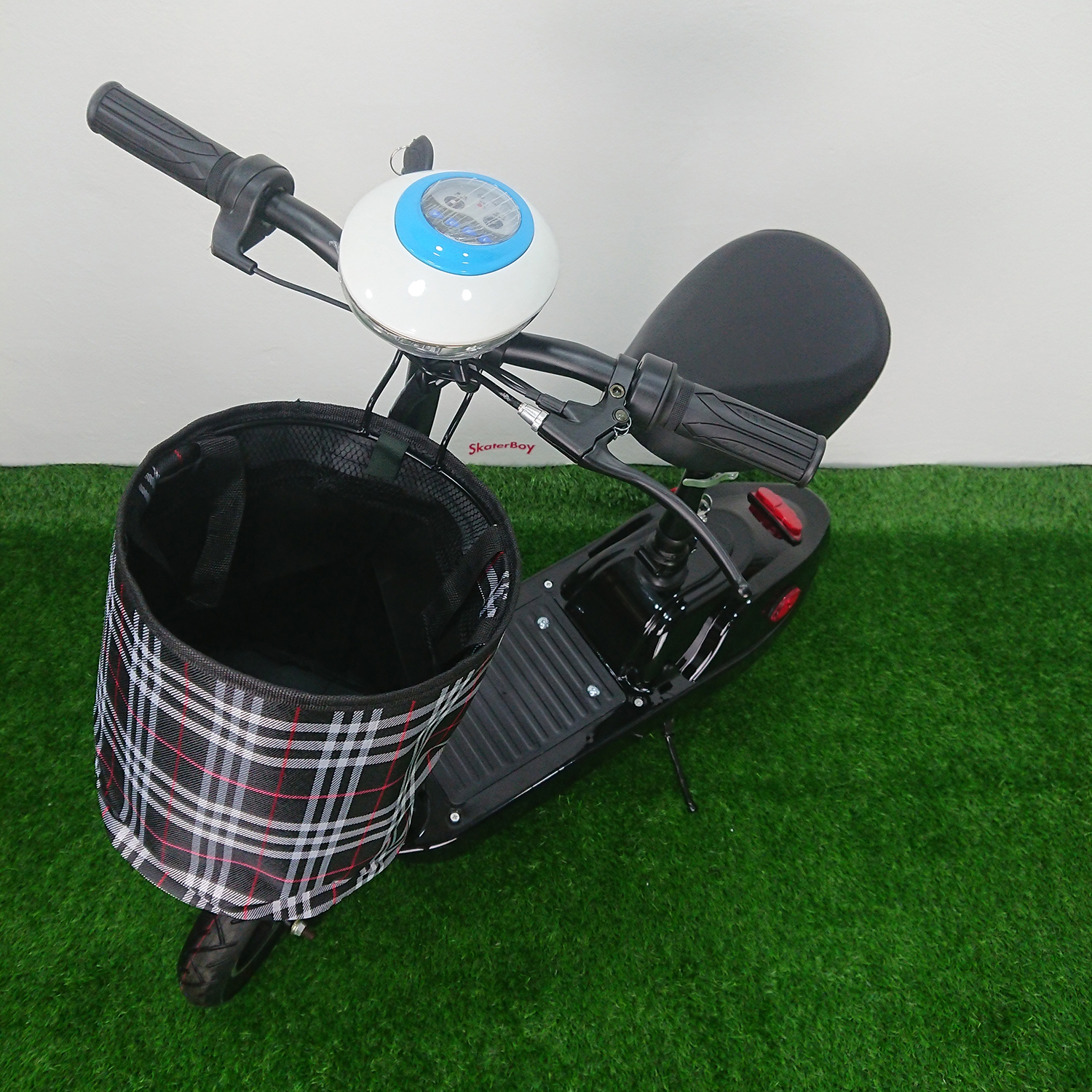 [0601] สกู็ตเตอร์ไฟฟ้า รุ่น Dolphin สำหรับผู้ชาย ล้อ10นิ้ว รับประกัน6เดือน มีอะไหล่เปลี่ยน Electric scooter