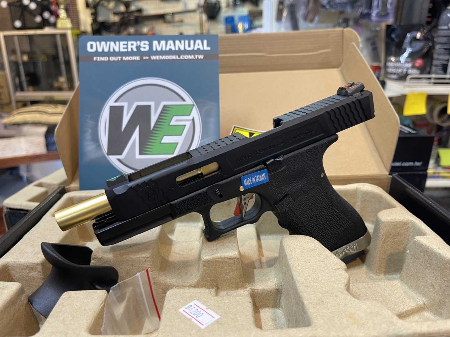 WE - Glock 34 G-Force T1 เฟรมดำ สไลด์ดำ ท่อทอง