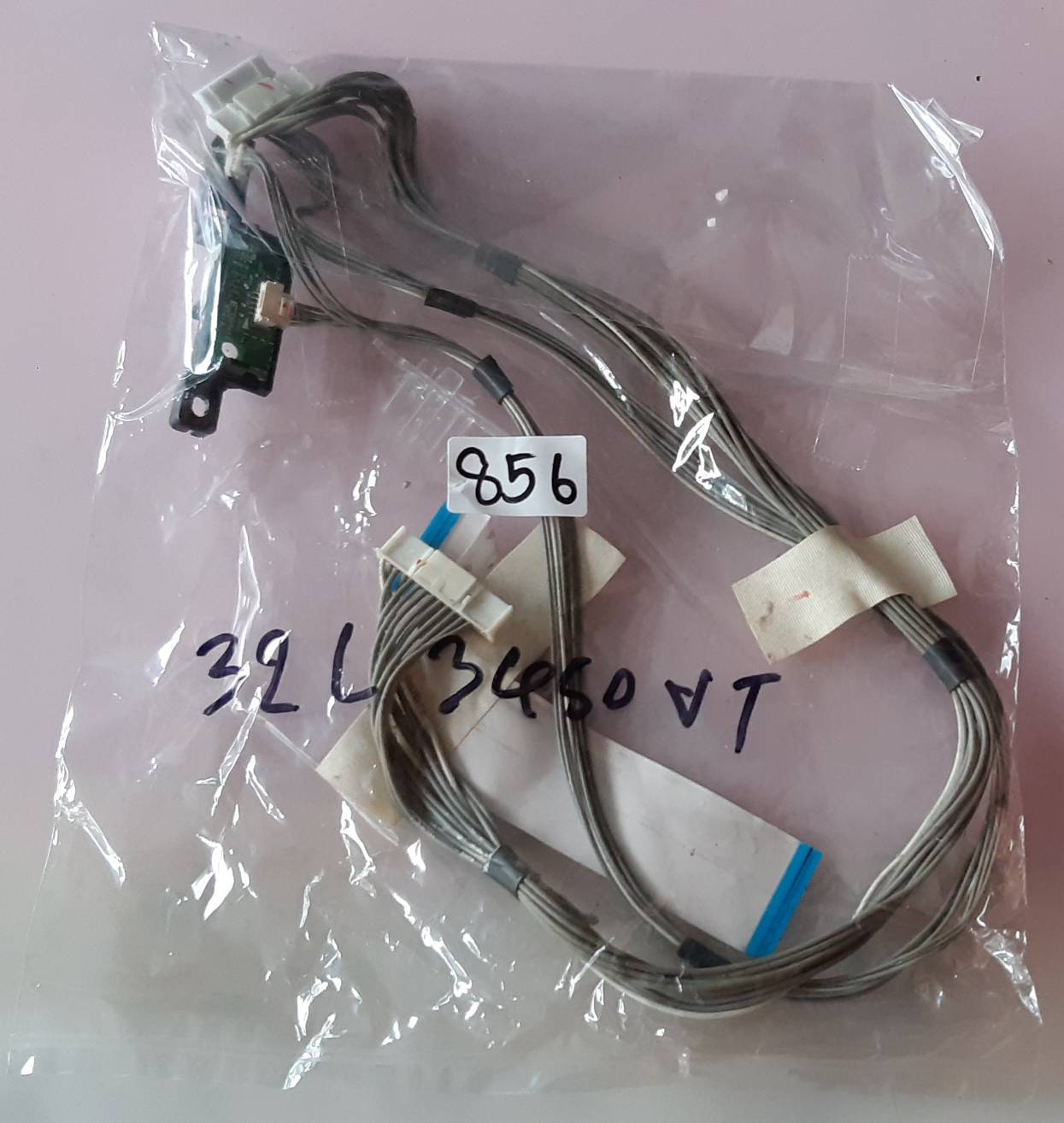 ชุดสายแพร 856 TOSHIBA 32L3450VT