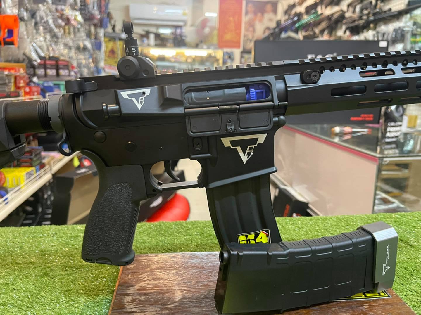 E&C 854 S2 : John Wick2 TTI TR-1 M-Lok 9" บอดี้โลหะ