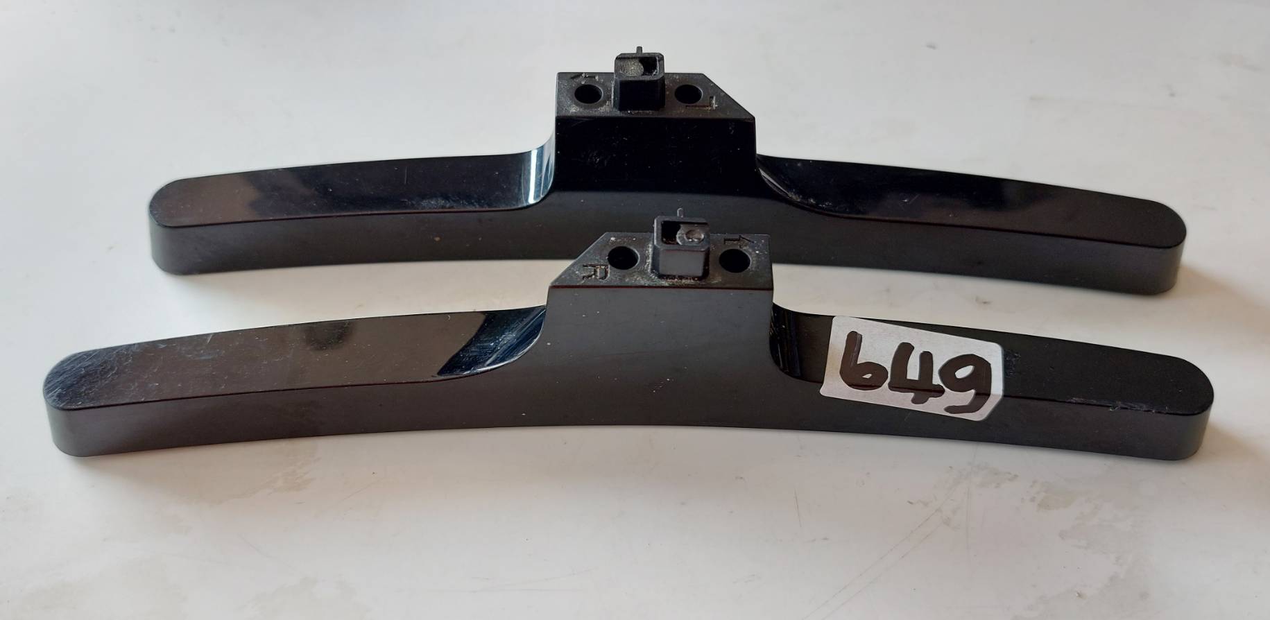 อันที่ 649 ขาทีวี Samsung UA32N4003AK 1701-0564-9000 1701-0565-0000