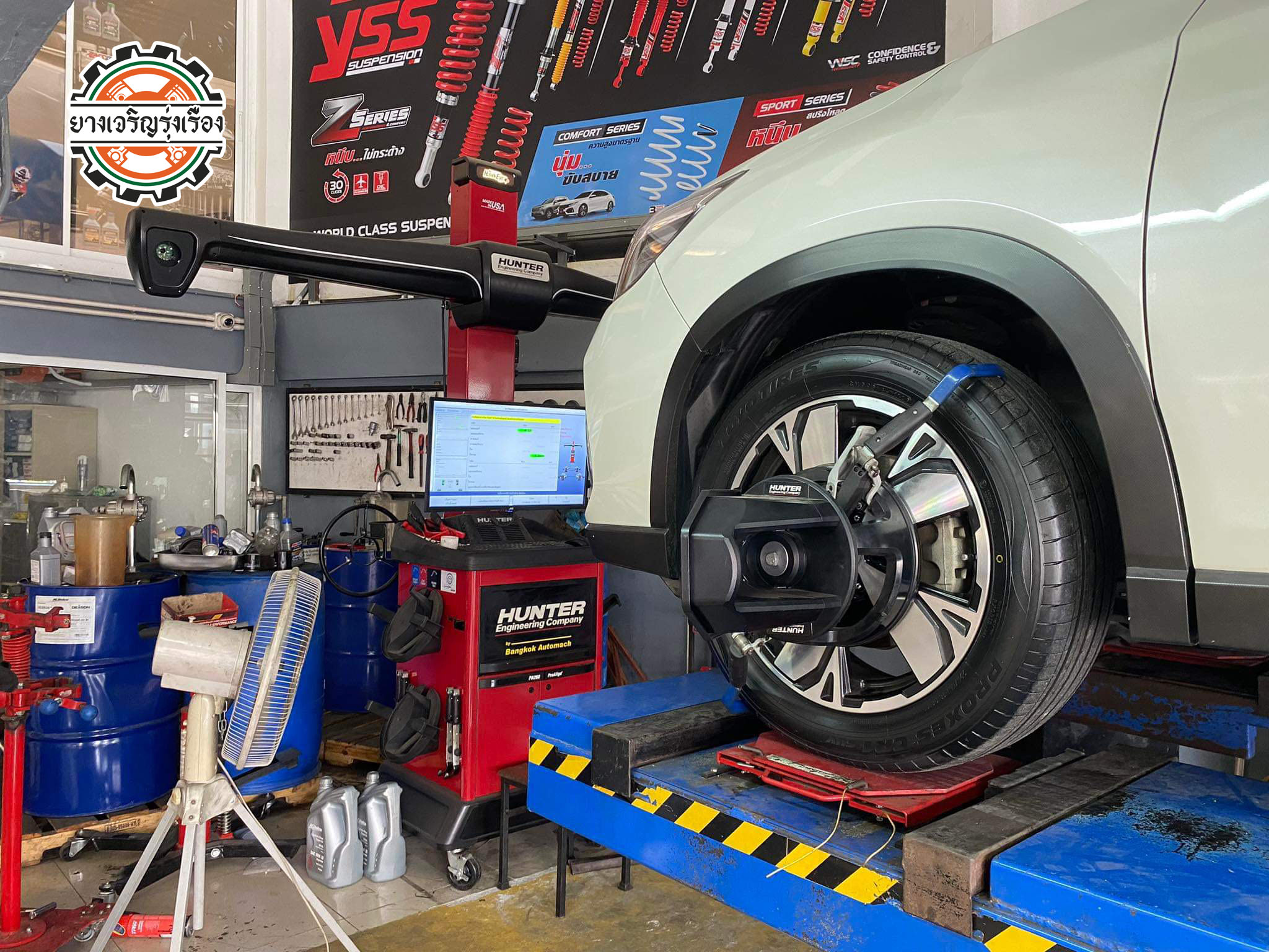 SUBARU FORESTER เข้ารับบริการเปลี่ยนยางรถยนต์ เน้นคุณภาพ ราคาเหมาะสม ☄️TOYO TIRES PROXES CR1 SUV 98V ขนาด 225/55R18 𝙊𝙪𝙧 𝙎𝙚𝙧𝙫𝙞𝙘𝙚 บริการทางร้านเรารับทำอะไรบ้าง 🔧 ติดตั้งยางแบบไร้รอย 100% 🔧 บริการสลับยาง ตามอายุ 🔧 มียางรถยนต์ทุกยี่ห้อให้เลือกซื้อ 🔧 เช็คช่วงล่าง แก้ปัญหาให้ตรงจุด 🔧 บริการล้างลิ้นปีกผีเสื้อ 🔧 บริการเช็คระยะรถยนต์ 🔧 เปลี่ยนถ่ายของเหลวทั้งระบบ 🔧 ตั้งศูนย์ด้วยเครื่อง HUNTER นำเข้าจาก USA สอบถามข้อมูลเพิ่มเติม หรือนัดหมายเข้ารับบริการ Tel : 08-6569-1915 Tel : 08-6544-5963 Line id : @88rw Tiktok : https://www.tiktok.com/@88rwycrr Youtube : https://youtube.com/@88rw Facebook : https://www.facebook.com/88rwtire Location : https://goo.gl/maps/HrNUAZXPN94KvxZ98?coh=178573&entry=tt #รถยนต์มีปัญหาไม่รู้ต้องแก้ตรงไหน ทางเรายินดี ตรวจหาปัญหาและหาวิธีแก้ บอกลูกค้าก่อนลงมือทำเสมอราคาเป็นธรรมไม่เอาเปรียบ สบายใจคุณลูกค้า ---------------------------------- ดูแลให้คำปรึกษาทุกปัญหาคาใจ ไม่ทิ้งลูกค้า มีบริการหลังการขาย 【ให้ผู้เชี่ยวชาญของเรา ดูแลรถคุณ】 ร้านยางเจริญรุ่งเรือง ยินดีต้อนรับครับ ---------------------------------- #โช๊คอัพรถยนต์ #monroe #yss #kayaba #profender #ร้านยางเจริญรุ่งเรือง #นนทบุรี #งามวงศ์วาน #amsfix #บริการช่วงล่างรถยนต์ #ซ่อมบำรุงช่วงล่าง #เซทอัพโช๊คอัพรถยนต์