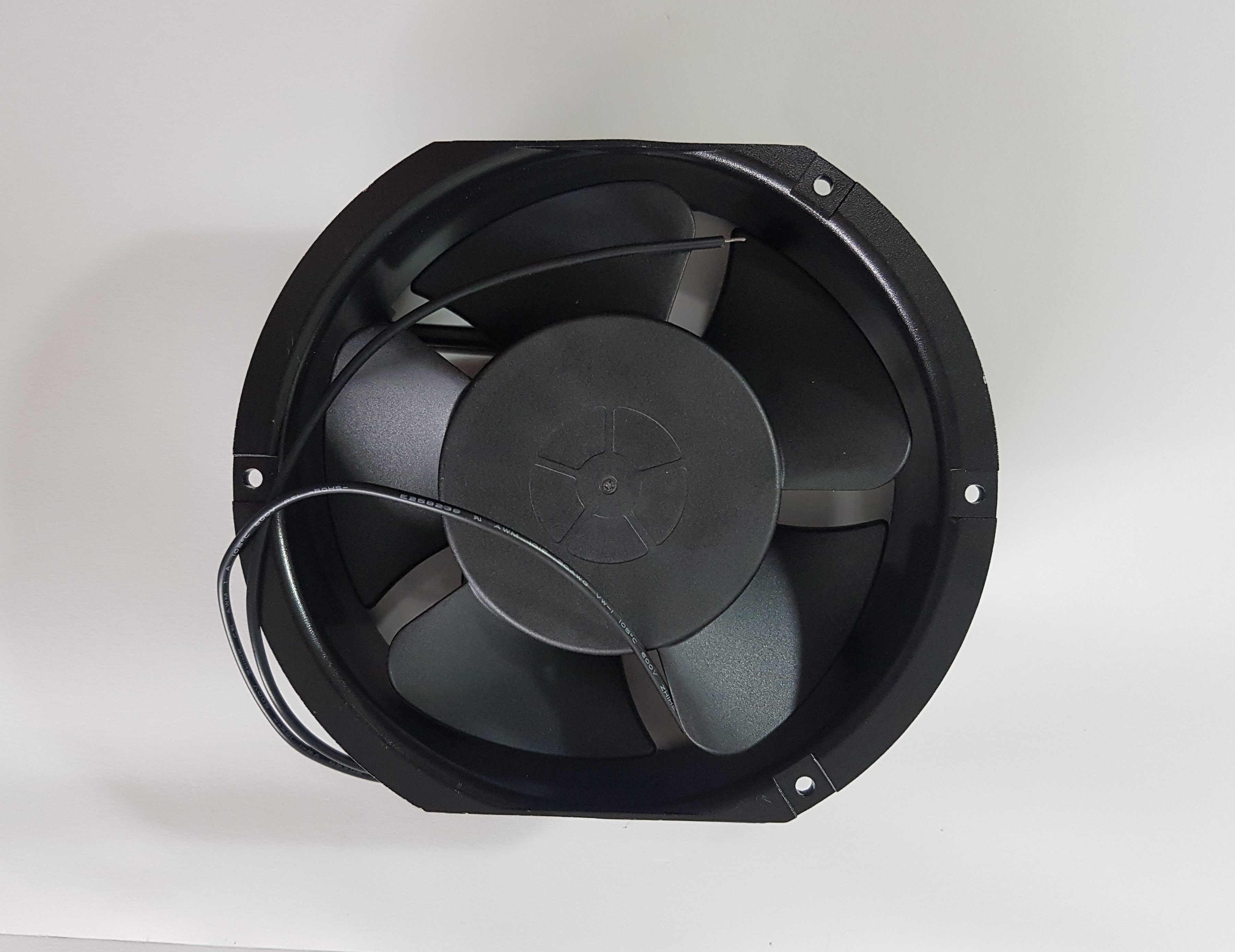 พัดลม 12V 2 สาย Size 172x150x51mm กลมหัวตัด